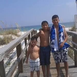 Meet your Posher, Rigoberto